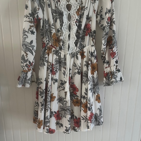 SHEIN Floral Mini Dress with Lace Detail sz M - Picture 5 of 10